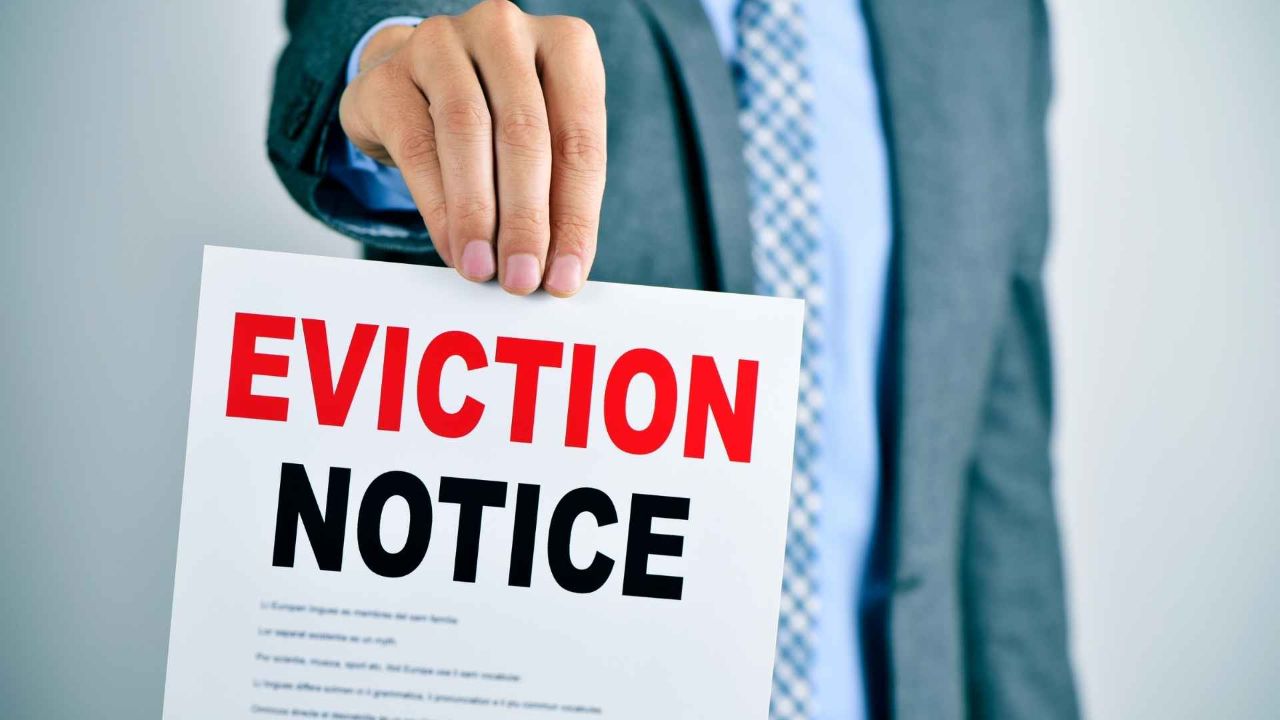Stripe-Management-District-Heights-eviction-notice