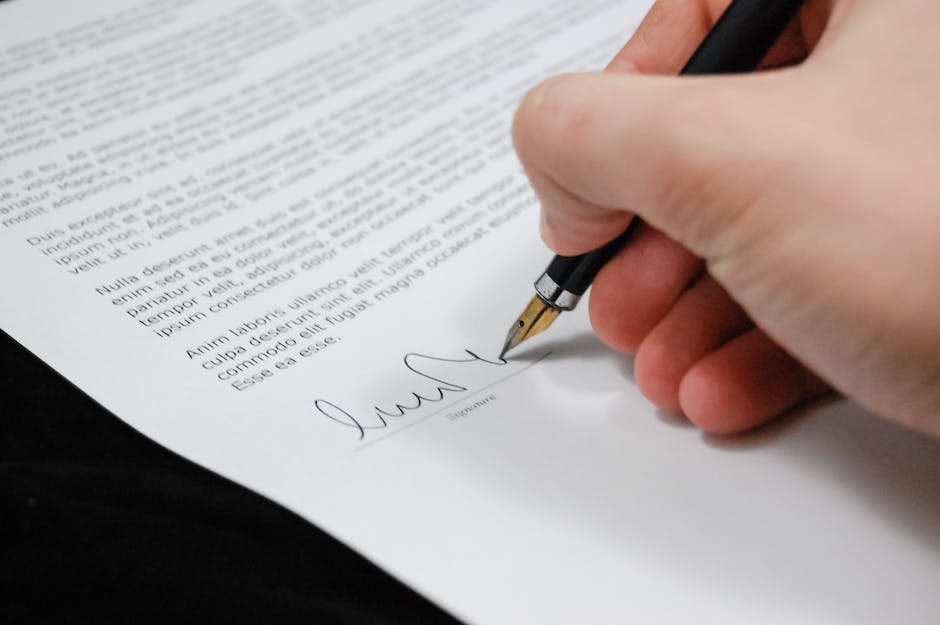 Illustration of a document with the text 'Maryland Security Deposit Law' surrounded by key icons and a balance scale, representing the balance between landlords and tenants.